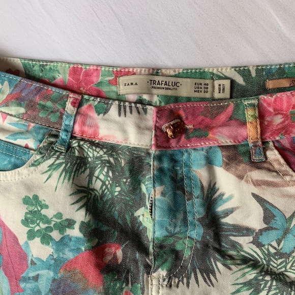 ZARA TROPICAL SUMMER SHORTS SIZE 8 - Picture 2 of 7